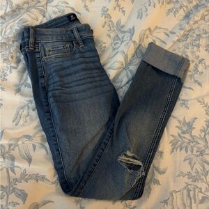 Hollister jeans